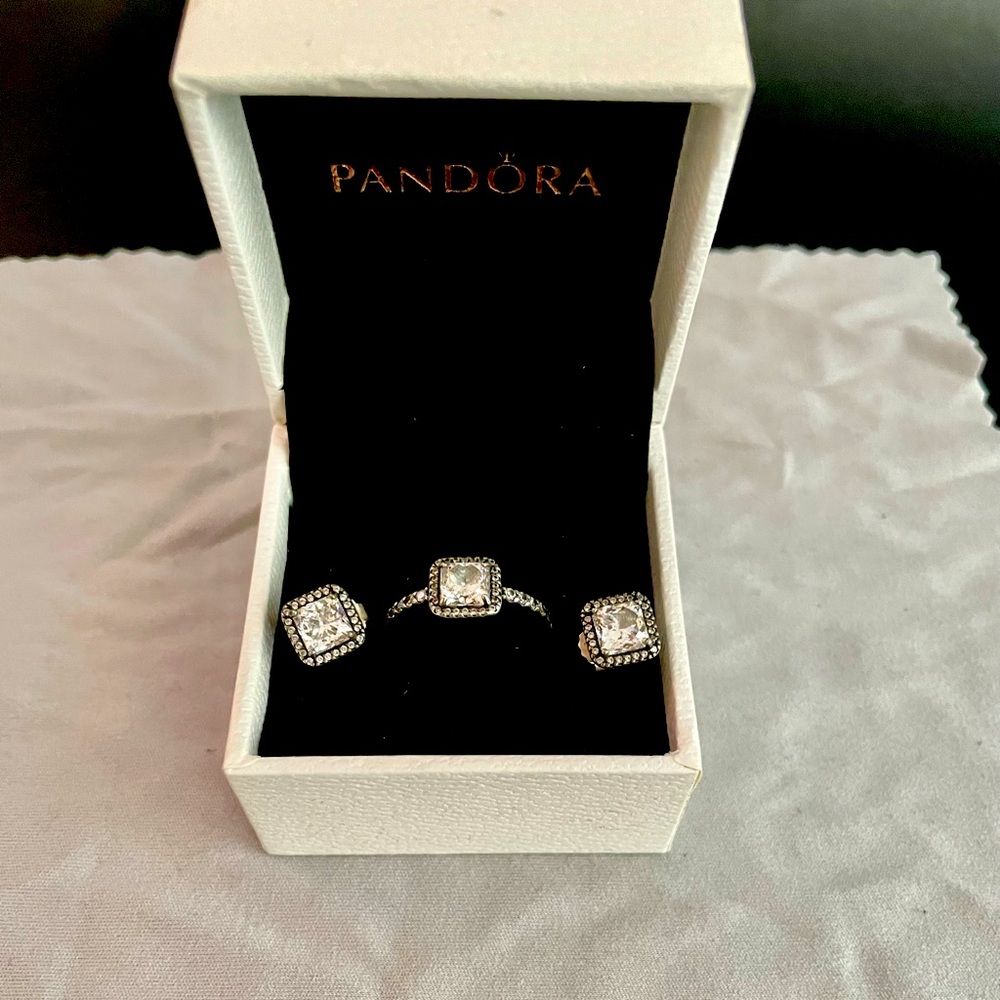 Pandora ring and matching studs